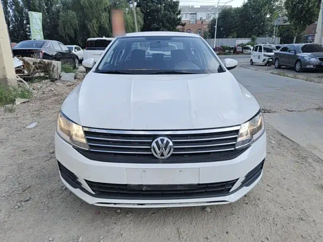 Volkswagen Lavida — Фото автомобиля 2