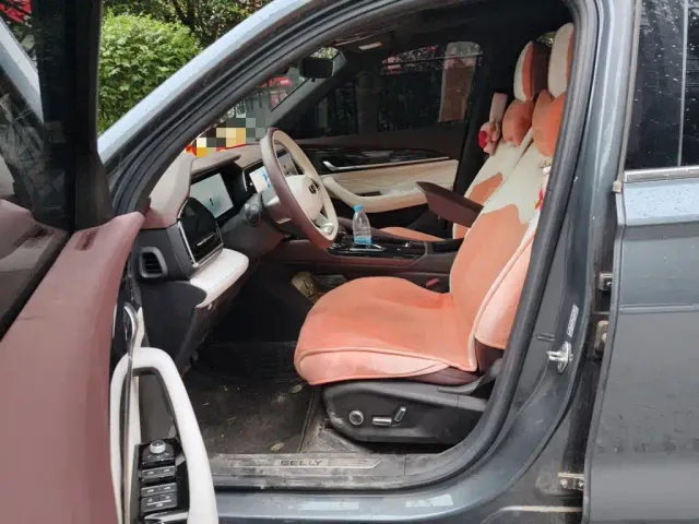 Geely Xingyue L — Фото автомобиля 16