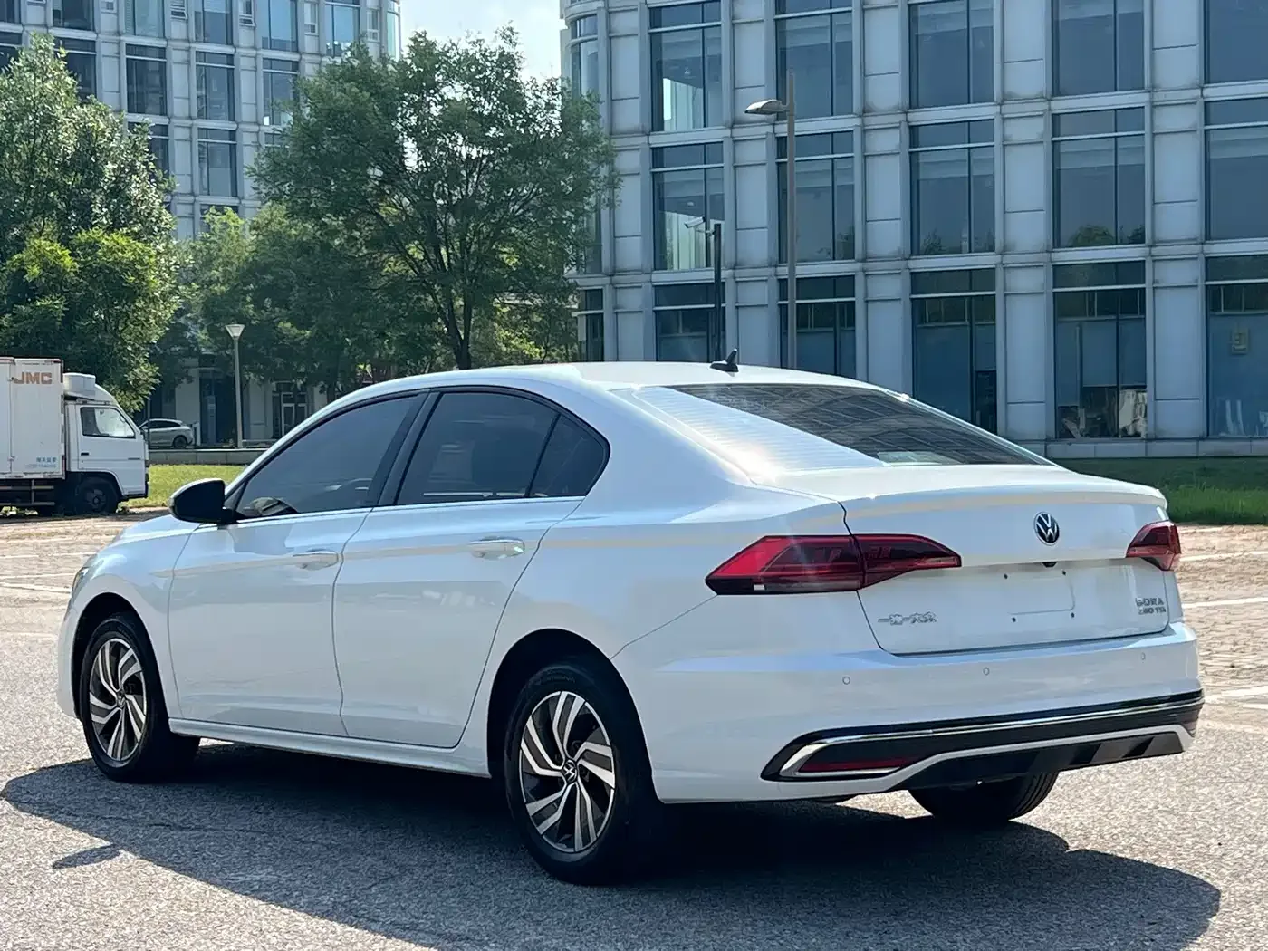 Volkswagen Bora 2023 Model 280TSI DSG Comfort Edition — Фото автомобиля 5