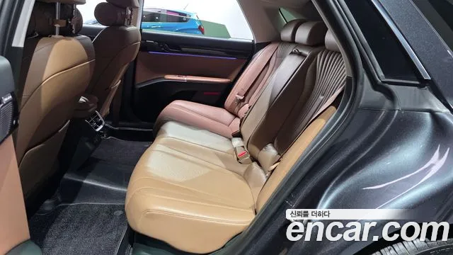 Hyundai Grandeur GN7 — Фото автомобиля 17