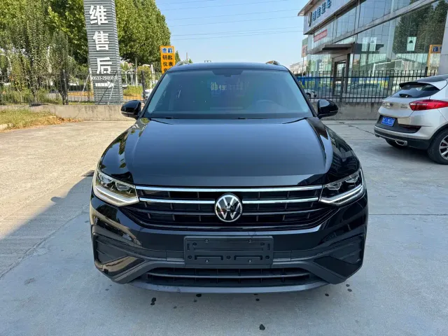 Volkswagen Tiguan L — Фото автомобиля 2