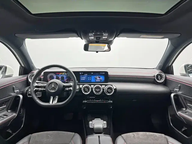 Mercedes-Benz A-Class — Фото автомобиля 22