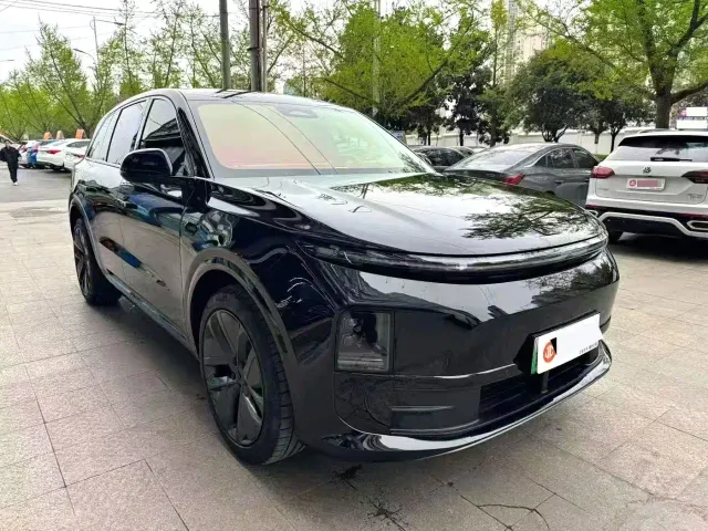 Li Auto L6 — Фото автомобиля 3