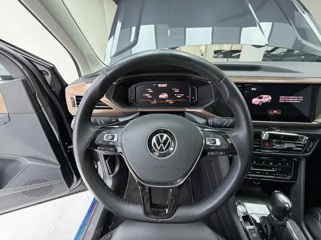 Volkswagen Tharu — Фото автомобиля 10