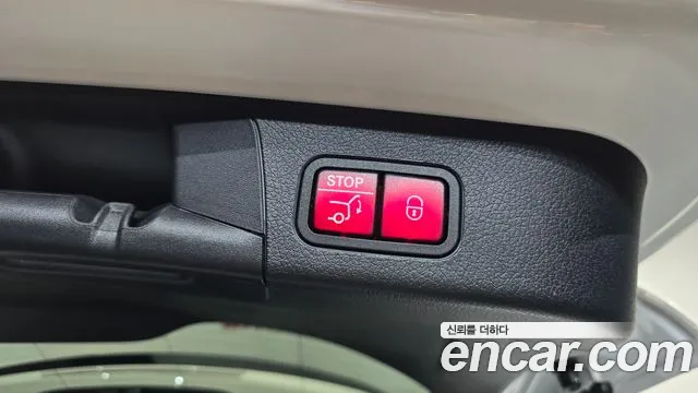 Mercedes-Benz GLB-Class — Фото автомобиля 23