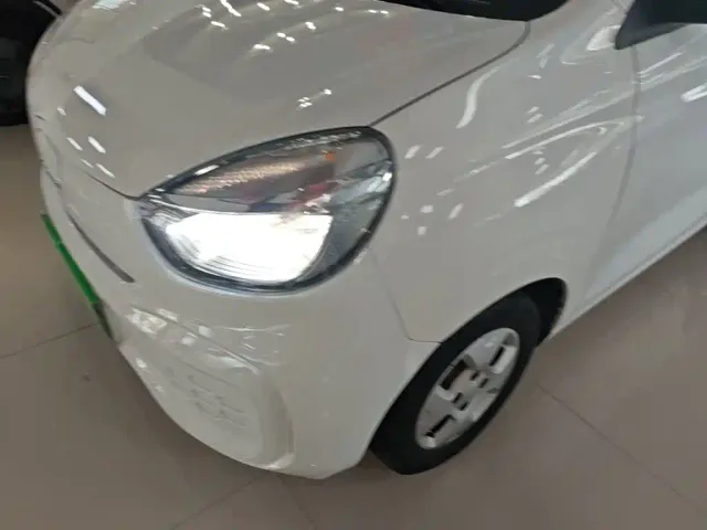 Roewe Clever — Фото автомобиля 23