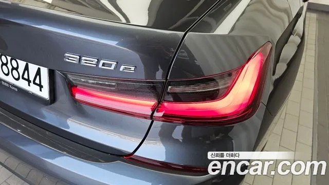 BMW 3-Series 3 серия (G20) — Фото автомобиля 23
