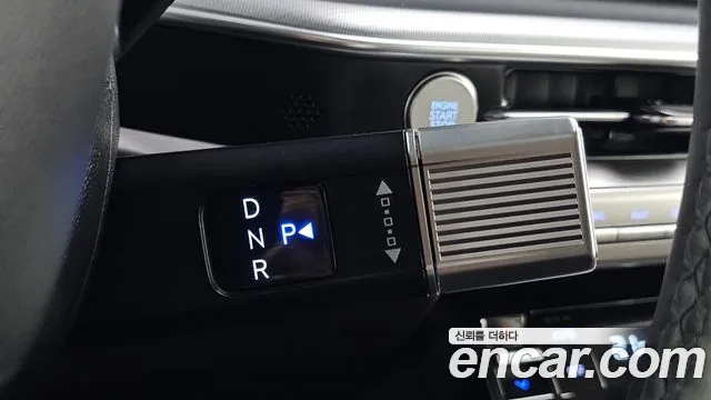 Hyundai Grandeur GN7 — Фото автомобиля 9