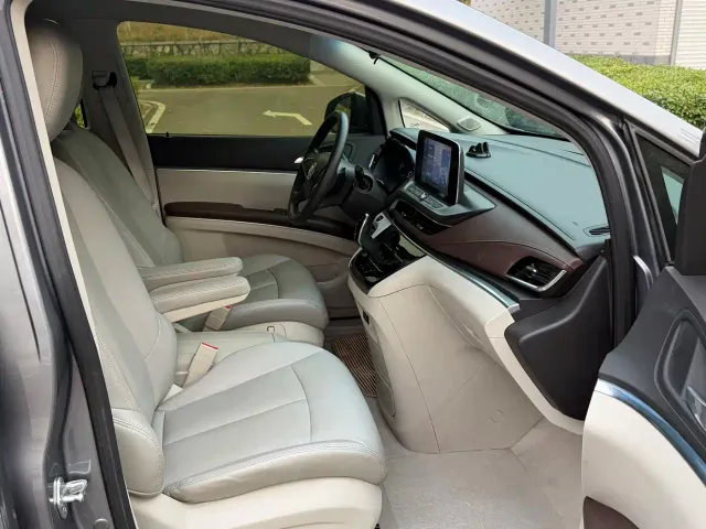 Buick Buick GL8 2022 Land Business Class 652T Comfort — Фото автомобиля 8