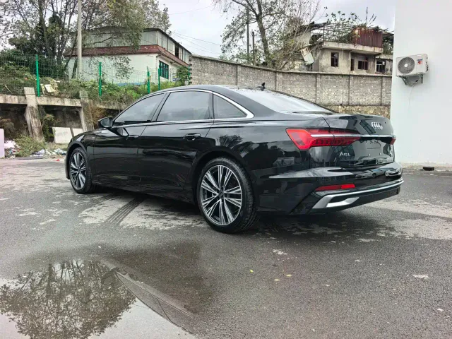 Audi A6L — Фото автомобиля 11