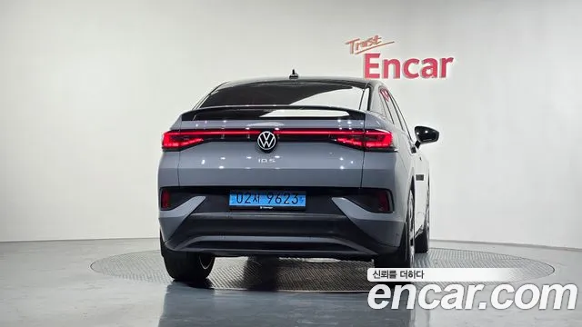 Volkswagen ID.5 Pro — Фото автомобиля 4