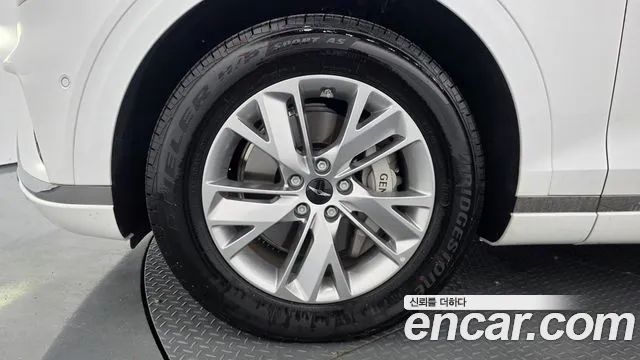 Genesis GV70 — Фото автомобиля 5
