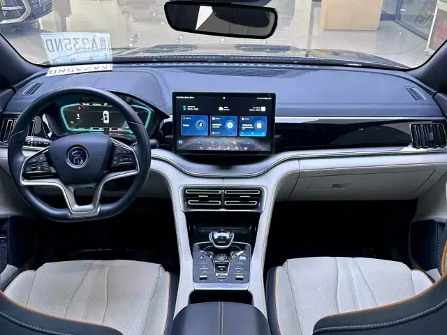 BYD Song PLUS — Фото автомобиля 12