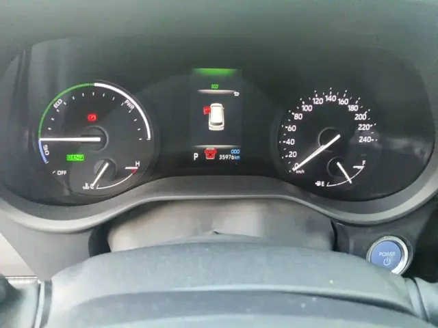 Toyota Sienna — Фото автомобиля 4