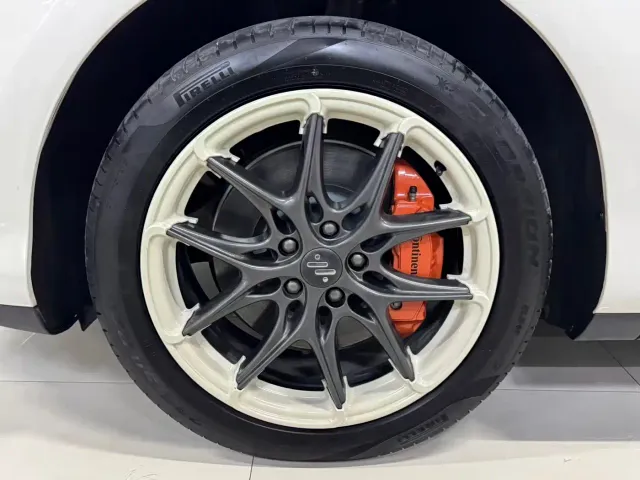 IM Motors LS6 — Фото автомобиля 5
