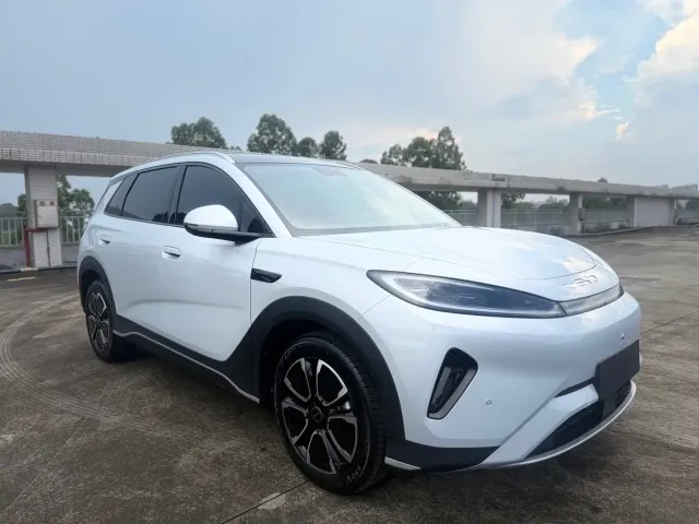 BYD Seal 05 DM-i — Фото автомобиля 3