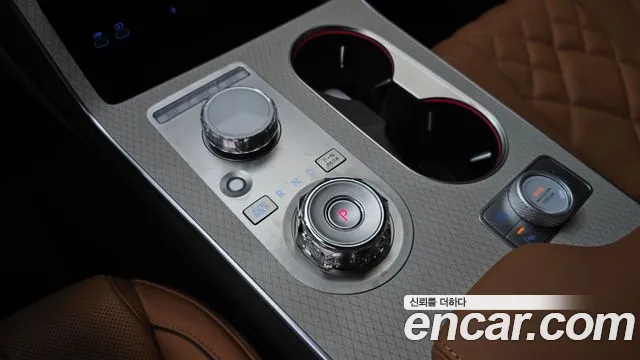 Genesis GV80 — Фото автомобиля 9