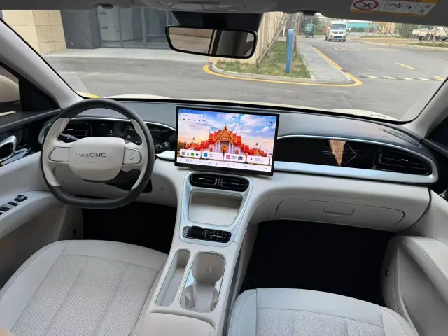 Geely Starry Wish — Фото автомобиля 5