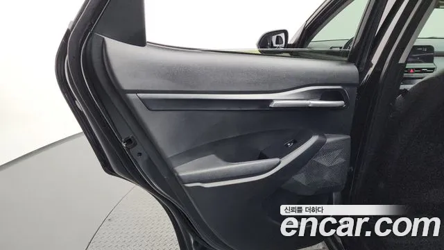 Kia Seltos — Фото автомобиля 23