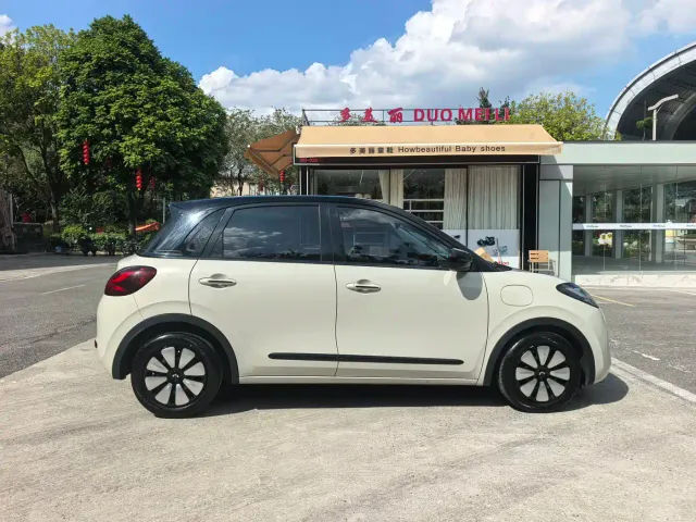 Wuling Bingo — Фото автомобиля 5
