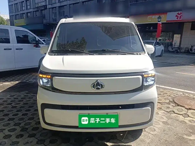 Changan Ruixing EM80 — Фото автомобиля 2