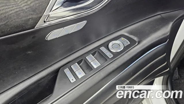 Genesis GV80 — Фото автомобиля 29
