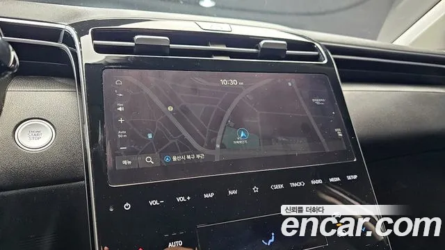Hyundai Tucson Tucson (NX4) Бензин 1.6 турбо 2WD — Фото автомобиля 15