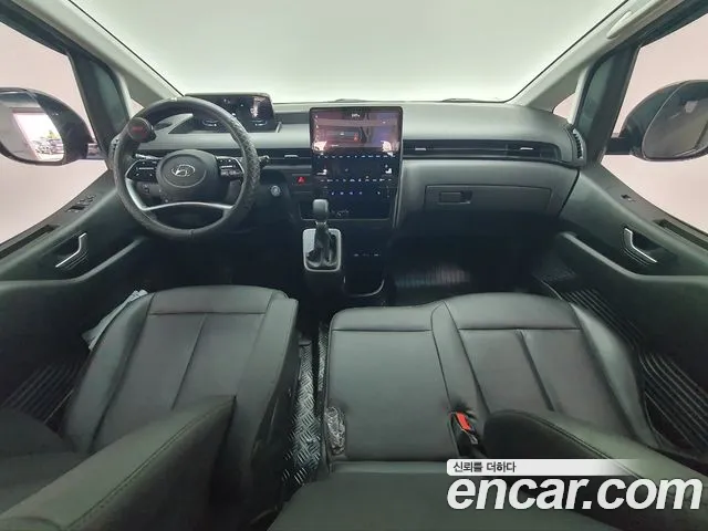 Hyundai Staria — Фото автомобиля 12