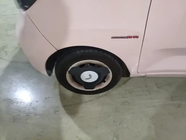 Wuling Hongguang Mini EV — Фото автомобиля 22