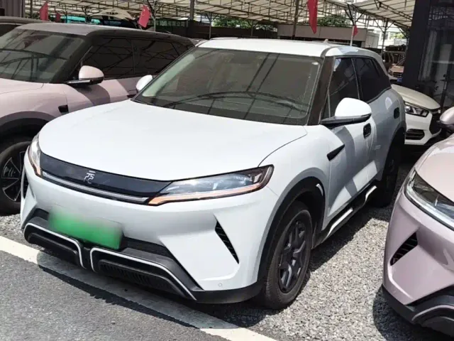 Фотография автомобиля — BYD Yuan UP