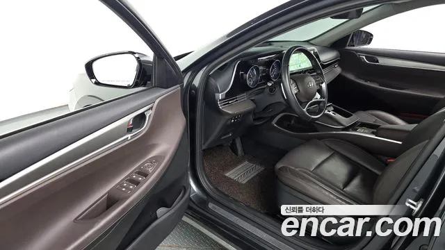 Hyundai Grandeur Grandeur (New) Hybrid — Фото автомобиля 10