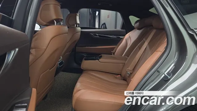 Genesis G80 RG3 — Фото автомобиля 12