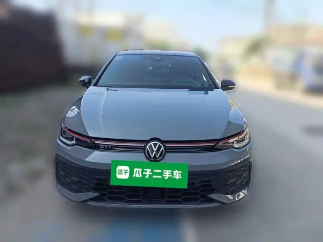 Volkswagen Golf GTI — Фото автомобиля 2