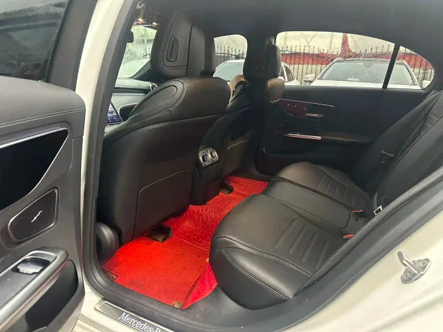 Mercedes-Benz C-Class — Фото автомобиля 8