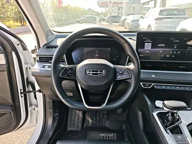 Geely Xingrui — Фото автомобиля 10