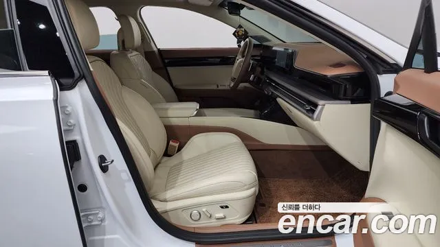 Hyundai Grandeur GN7 — Фото автомобиля 16