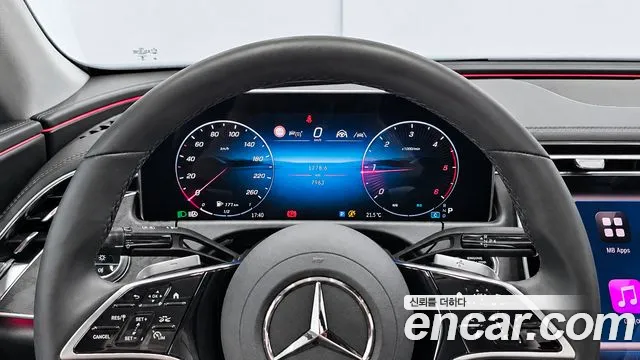 Mercedes-Benz E-Class — Фото автомобиля 8