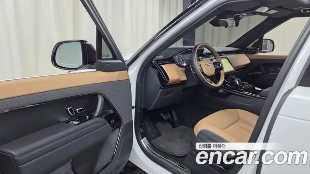 Land Rover Range Rover Sport — Фото автомобиля 9