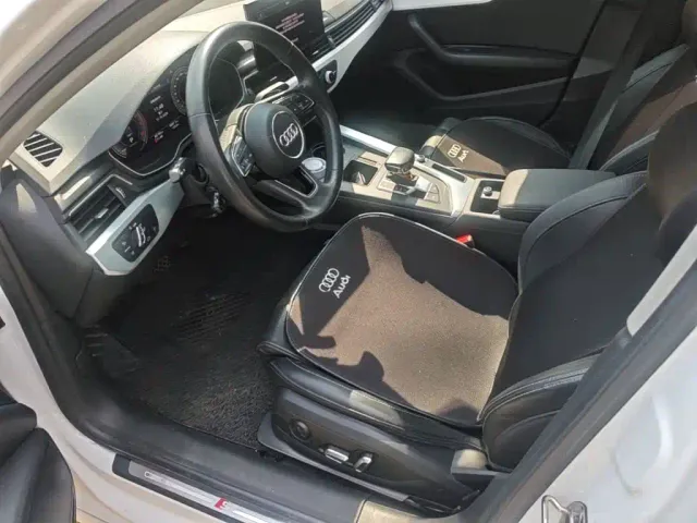 Audi A4L — Фото автомобиля 14
