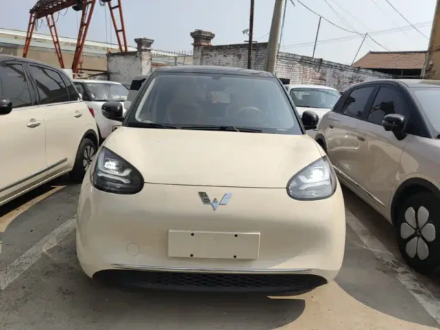 Wuling Bingo — Фото автомобиля 2
