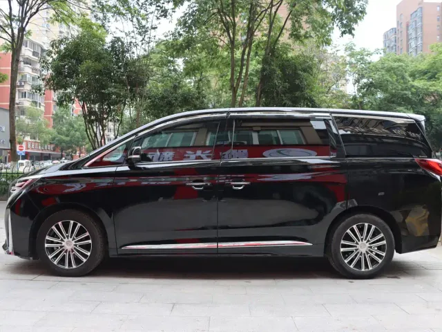 GAC Trumpchi M8 — Фото автомобиля 7