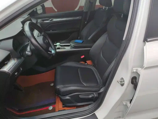Geely Emgrand L — Фото автомобиля 7