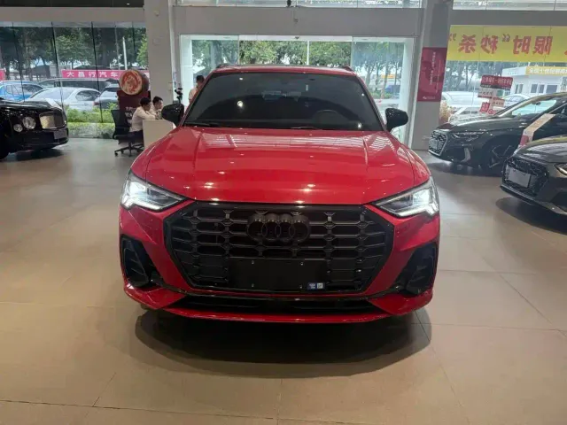 Audi Q3 — Фото автомобиля 2