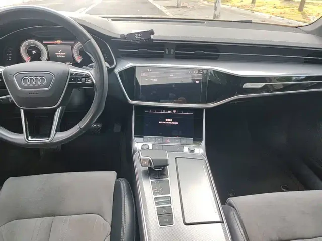 Audi A6L — Фото автомобиля 12