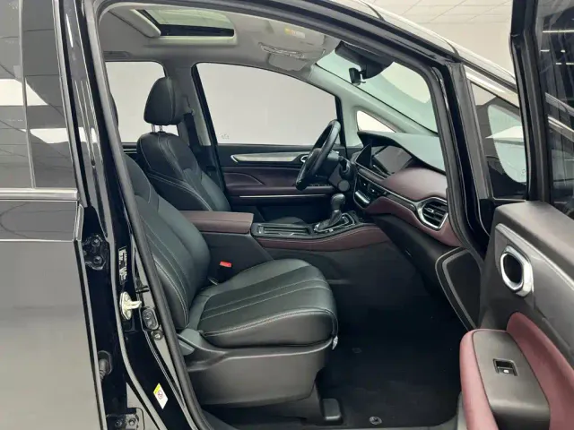 GAC Trumpchi M6 — Фото автомобиля 21