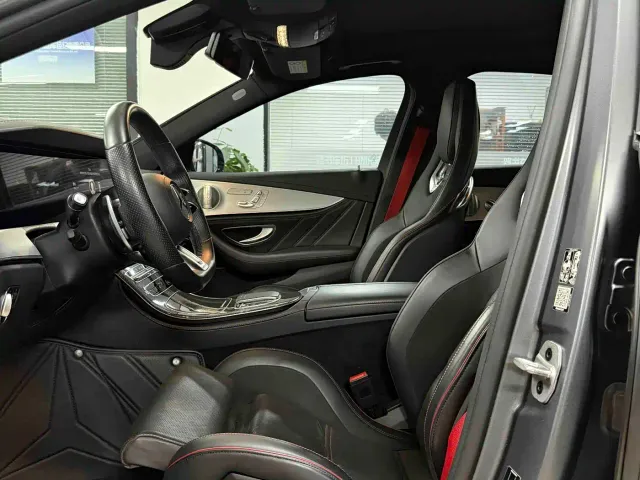 Mercedes-Benz E-Class AMG — Фото автомобиля 10