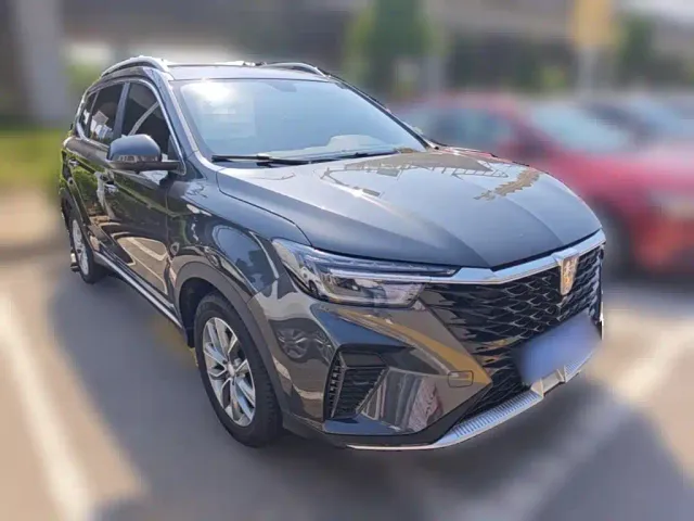 Roewe RX5 — Фото автомобиля 5
