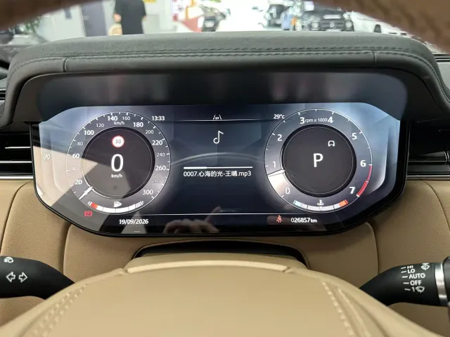 Land Rover Range Rover — Фото автомобиля 6