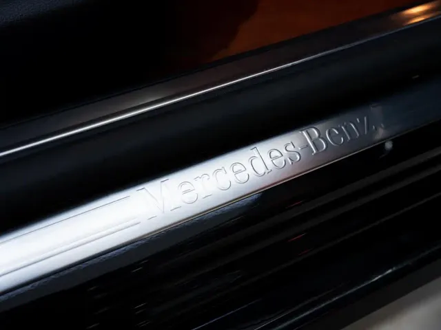 Mercedes-Benz S-Class — Фото автомобиля 16