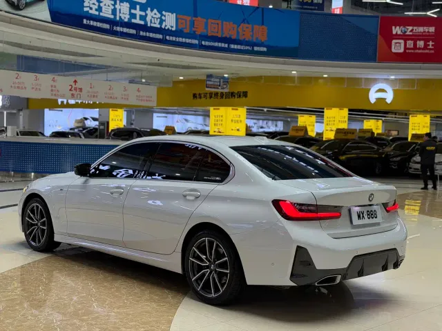 BMW 3 Series — Фото автомобиля 5